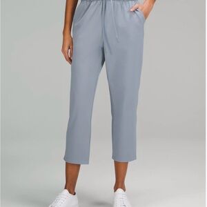 Lululemon Stretch High-Rise Cropped Pants 23”